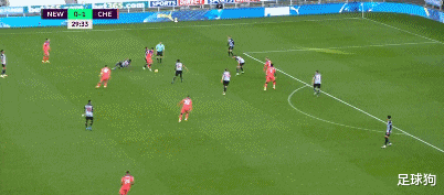英超|一场2-0诞生英超新领头羊！蓝军3场轰8球0丢球，3连胜登顶