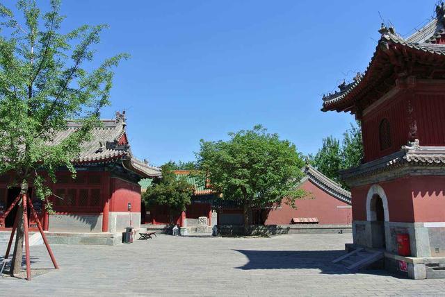 趣观历史|安徽男子不顾父亲怒火，遁入佛门达六年，每月靠40块香油钱度日