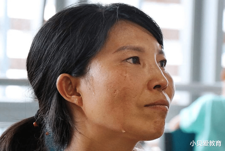 政审|父母是老赖,子女公务员考试政审被拒,“连坐”究竟公不公平?