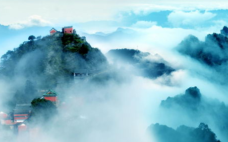 #峨眉山#从前爬不了，现在“爬不起”的三座名山，如今被吐槽不断