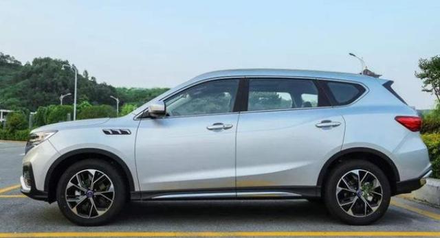 领克01▲又一国产神车将倒闭，工厂关门车主售后没人管，网友：意料之中