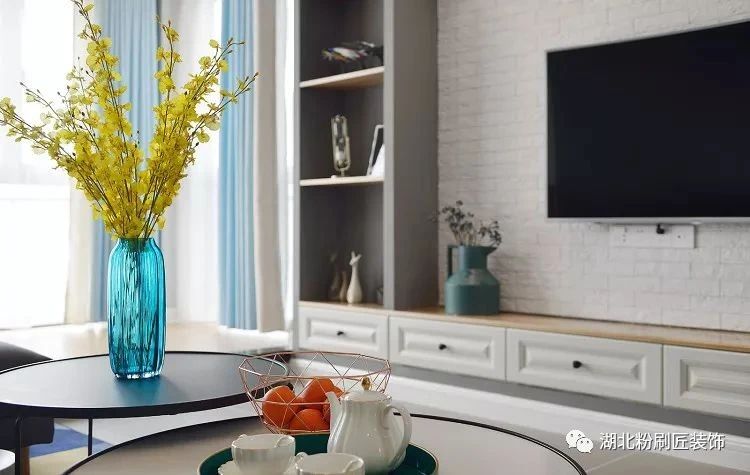 『』客厅和阳台到底要不要打通!看看这套三室雅居就知道了!