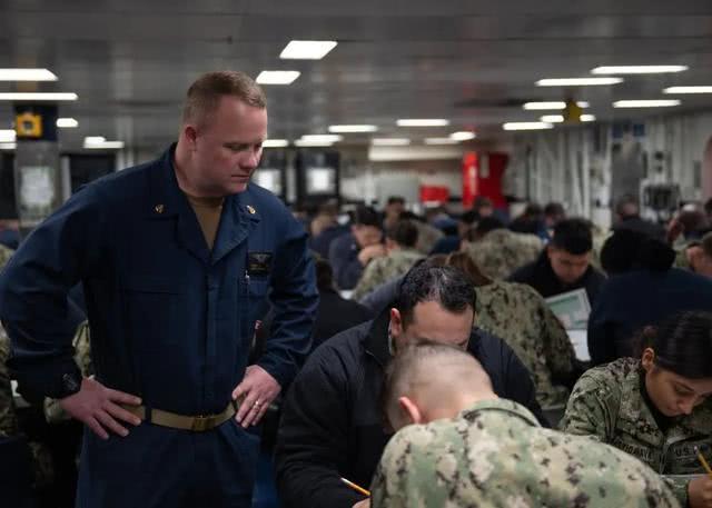 美军▲病毒重创美军！中国特殊窗口期或到来：太平洋恐将没有美国航母