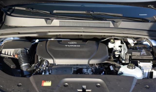 上汽通用|上汽通用高端MPV亮相,银色车标,配魔术座椅,定价合适就火了