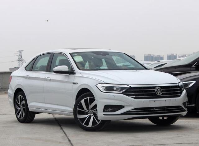 大众速腾|先开大众速腾，又提现代菲斯塔，谁更优秀？车主：差距明显