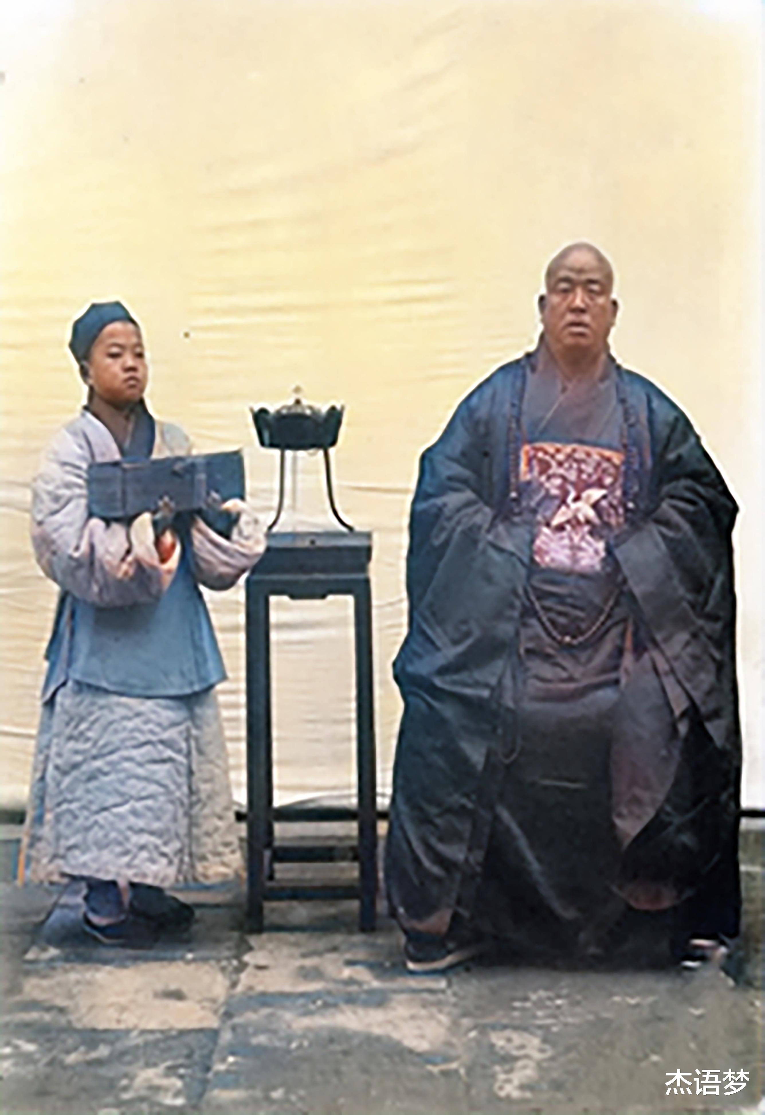 袁世凯|罕见历史彩照：很多人连1张都没见过，图9在他们面前，袁世凯乖乖的坐后排
