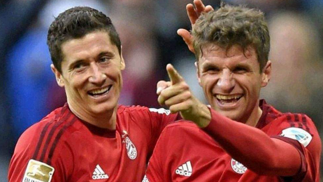 陈戌源|梅西梅开二度！巴萨淘汰皇家社会争冠在望，拜仁急需大胜挽回颜面