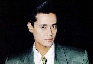 陈汝佳|25岁春晚成名，比肩刘欢、毛宁，为何在梅艳芳出殡当天突然离世？