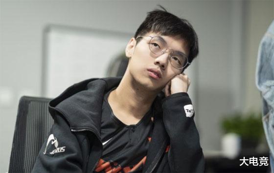 【美国】LOL：阿水缺席TES夏季赛首秀，替补QiuQiu状态堪忧或将不敌RW？