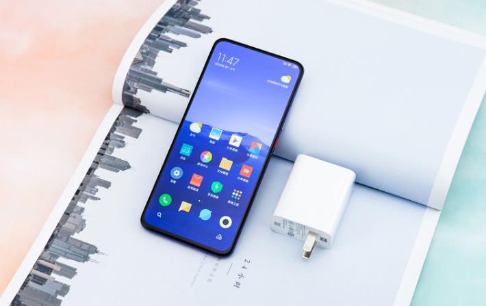 「红米手机」对决iQOO Neo3,红米K30Pro降价300,相差1元怎么选?