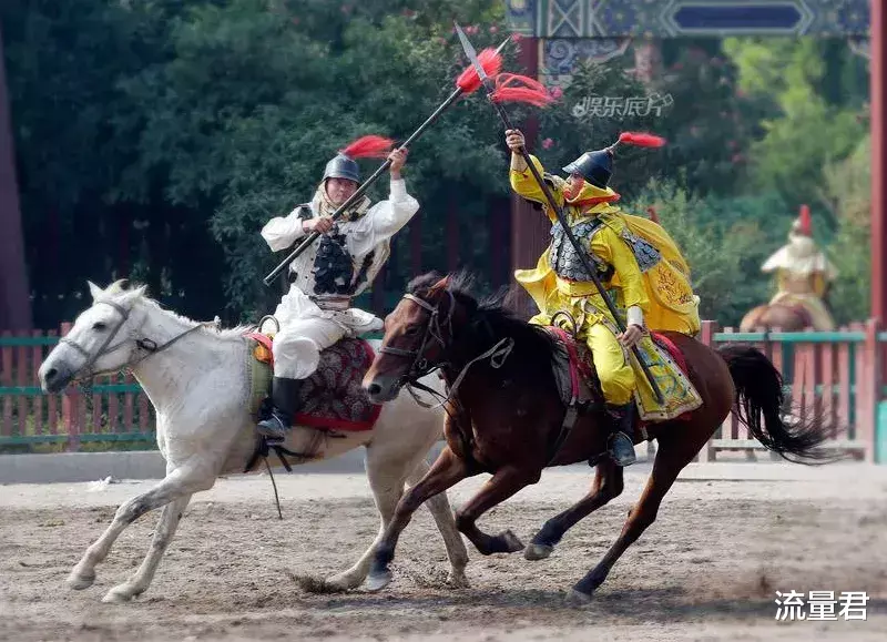 成龙|裸替、床替、吻替，替身演员太难了