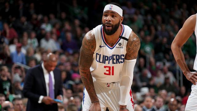 湖人队|放弃联手伦纳德！名记：小莫里斯考虑中产合同，辅佐詹姆斯双赢