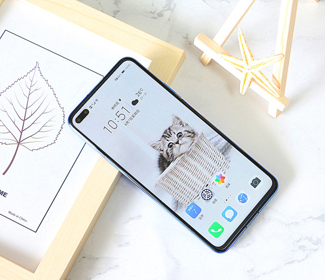 iqoo|明明功能十分受用，荣耀Play4Pro红外版却提不起热度，有点可惜！