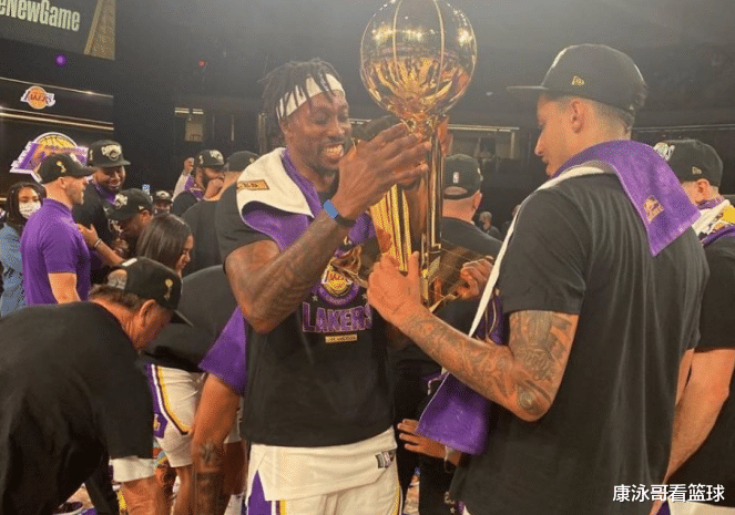 德怀特·霍华德|联盟第一！联盟第一！加盟湖人涅槃重生，从万人嫌变成联盟香饽饽