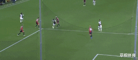 「尤文图斯」这也太强了！C罗轰出世界波助尤文2-0，狂奔开心庆祝，他还没有老