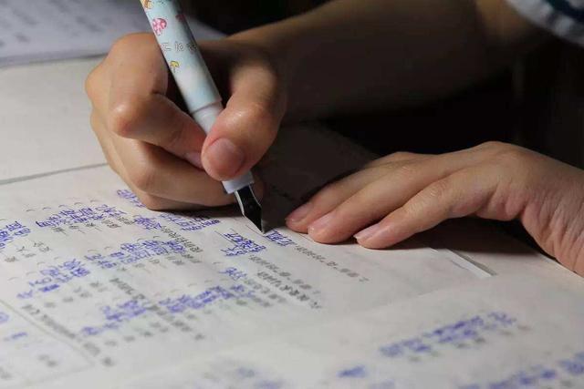 「大学生」上什么样的大学和专业能在30岁之前在大城市买上房子，娶上媳妇