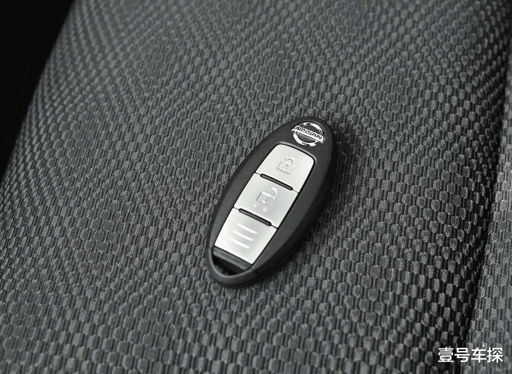 「SUV」合资SUV又出“黑马”，车长4米4需15万起，标配2.0L引擎已成销冠