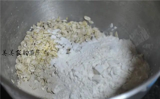 「红薯」真正低热量、粗纤维，刮油早餐就选它！甜过红薯，粉过芋头，香