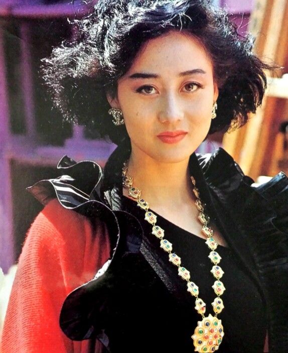 李连杰|李连杰经纪人被当街枪杀后，投奔永盛，向华强：全香港没人敢动你