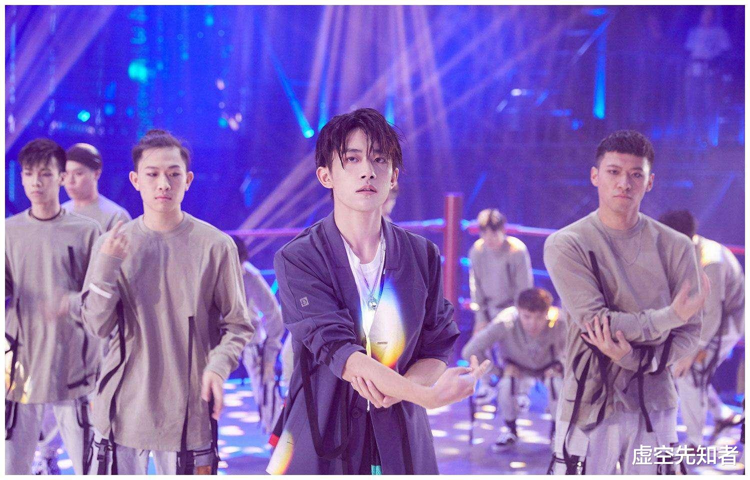 #张艺兴#《这就是街舞》路透张艺兴疯狂圈粉，摄像控制不住手抖，现场炸了