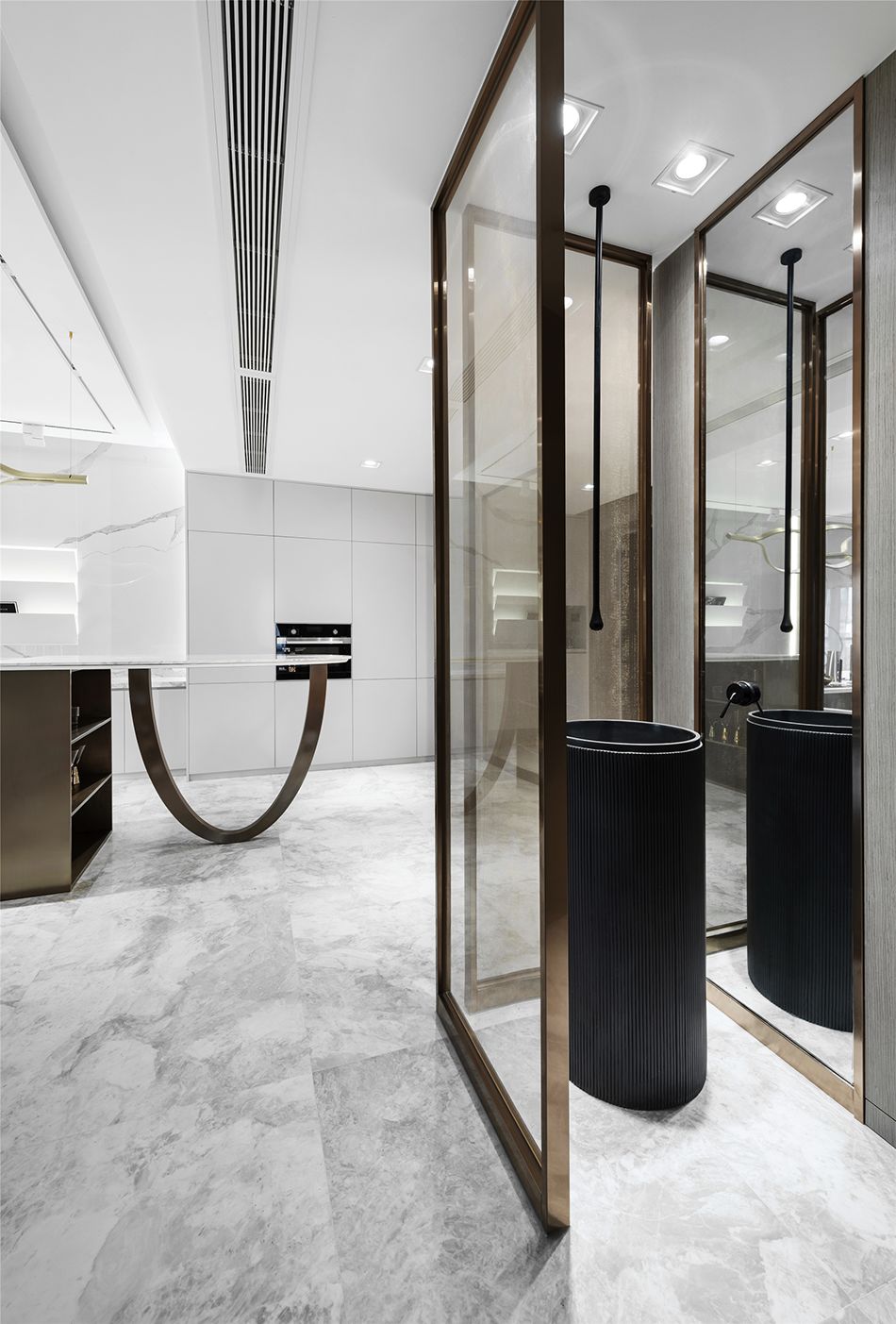 「」188㎡简洁大平层，格调十足的艺术家