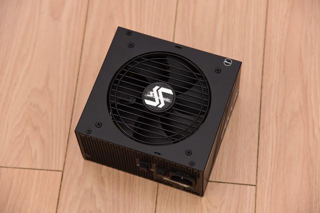 显卡|I芯配A卡怎么样?—10900K与RX5700实战3A大作