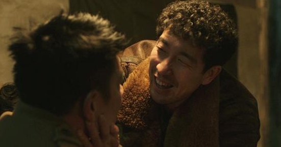 王千源|他是不可多得的好演员，父亲是国家一级演员，结婚多年妻子太低调