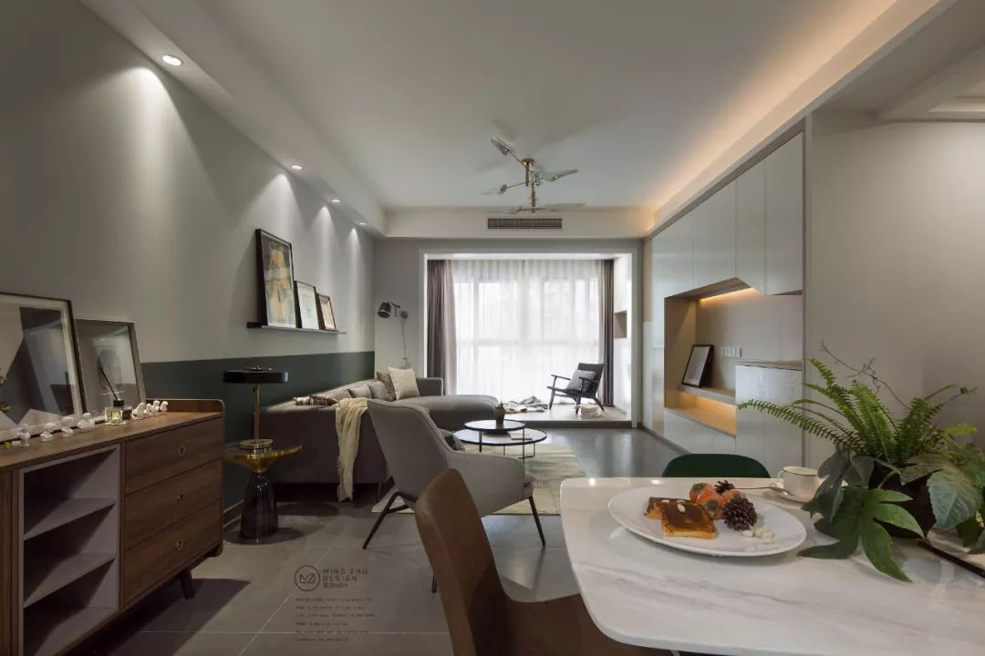 126m2小资情调四居室，隔绝都市的纷繁浮躁，享受生活的平静安逸