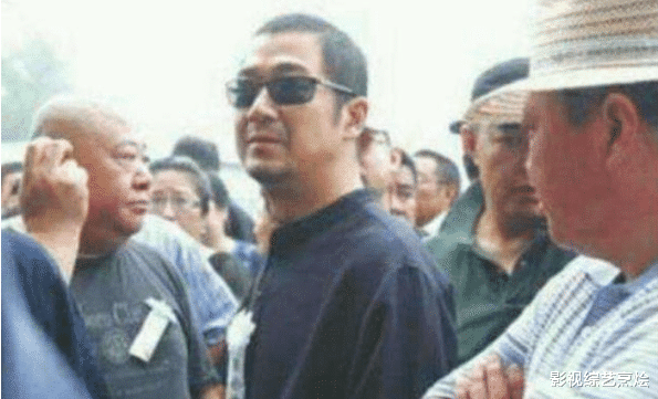 邓超:邓超参加老艺术家葬礼,被张国立怒怼:滚出去!得知原因后网友称赞做得对