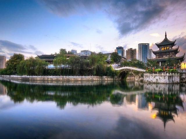 退休|退休后必去的3座城市，环境优美旅游资源丰富，都去过就太幸福了