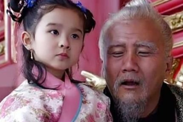 「」朱元璋68岁老来得女，哥哥朱棣把她当孙女养，她被三代帝王宠爱