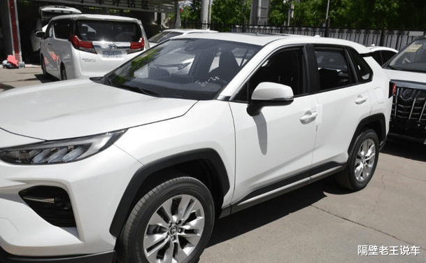 本田CRV|?不懂车的选本田CRV，半懂车的选大众途观，而真懂车的多半会选它