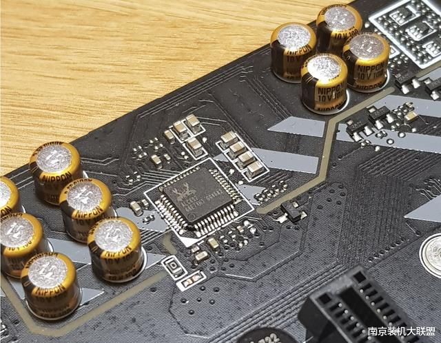 5g手机|主板左下角闪闪发光的灯带你知道有什么用吗？它保护着你的声卡