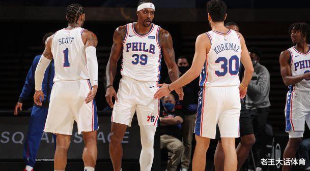 湖人隊(duì)|19+10，爆發(fā)了！佩林卡一步錯(cuò)棋，湖人原本會(huì)更強(qiáng)！不怪哈雷爾