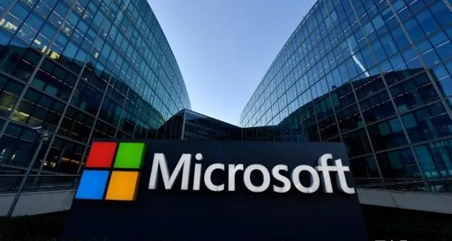 蓝魔|永久关店,裁员上千人,市值10万亿的微软嗅到了什么?