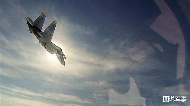 「美军」确诊数破82万！美军最担心的事接连发生，被迫承认这一真正事实