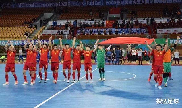 宁波：突发！31岁前国脚猝死，抢救画面太揪心：队友持续进行心肺复苏