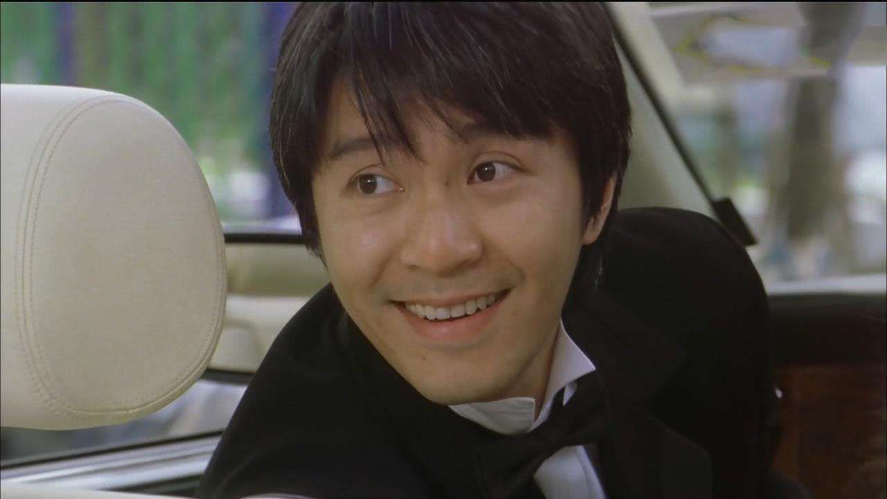 周星驰|他16岁被周星驰称“爷”，23岁成黑帮大佬，如今坐拥豪车美女！