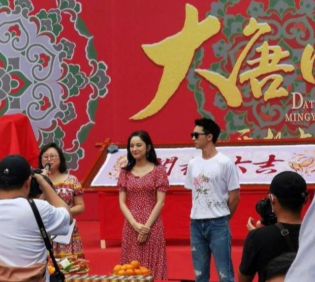 古力娜扎▲娜扎新剧开机胖到认不出，被女二墨兰轻松辗轧，网友：很适合唐朝！