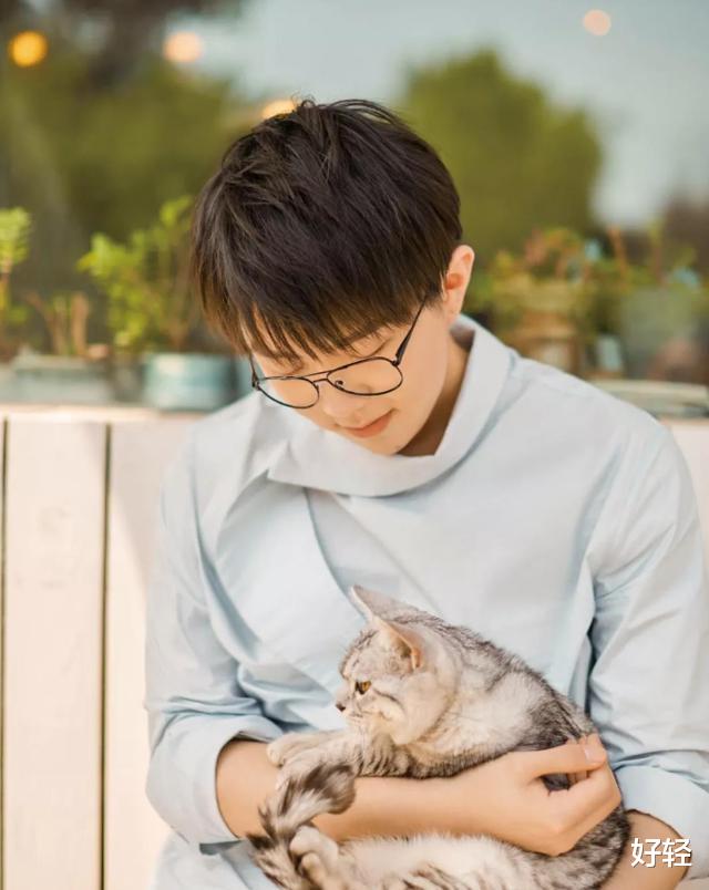 毛不易|毛不易，3个月甩肉40斤，曝光减肥秘诀：狂吃3种食物，越吃越瘦