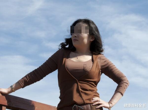 『尿毒症』65岁老汉娶45岁女保姆为妻，半年后住进医院，医生：不知道控制