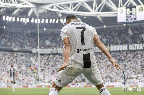 尤文图斯|C罗效益显现！确诊后，尤文股票暴跌，瞬间蒸发24亿，老板要哭了