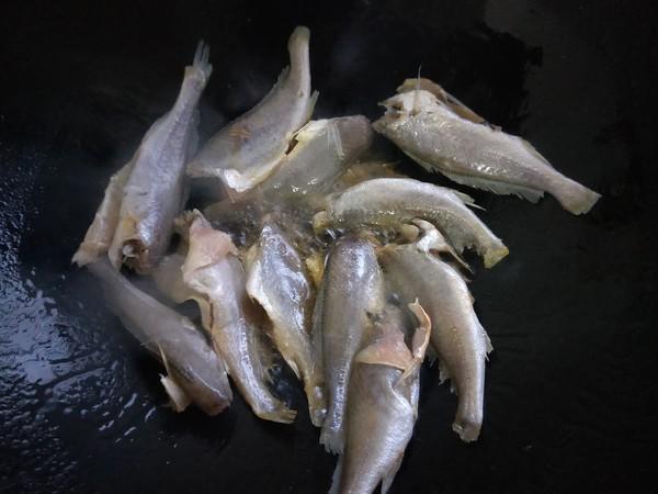 [小黄鱼]肠胃不舒服隔三差五吃这菜，营养美味助消化，轻松帮你排宿便