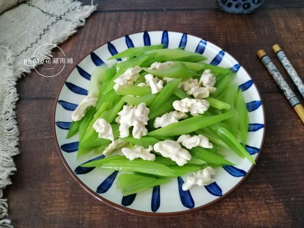 核桃|牛奶都不如它，它才是“补脑王”，家家户户都吃得起，孩子要多吃