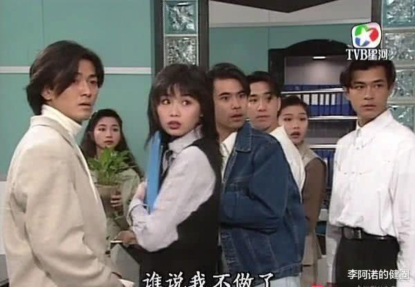 「郑伊健」长发巨帅的男人,当年金城武、古天乐都给他做配,如今却成了这般