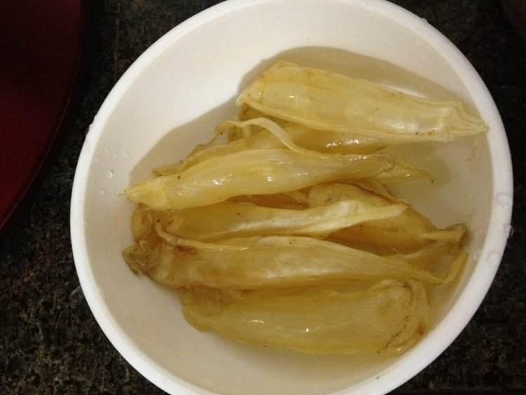 医生|滋养血气的鱼胶淮山排骨汤,补血养颜,做法还很简单哦