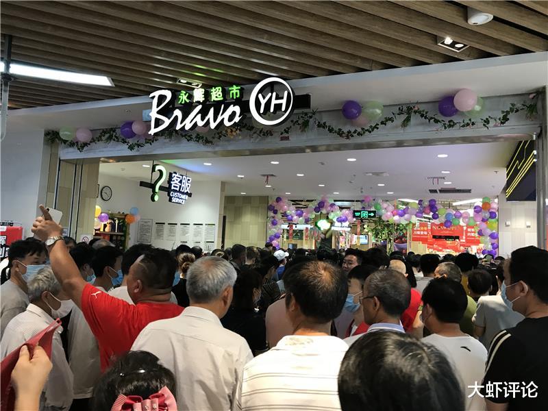 【沃尔玛】中国超市百强出炉：沃尔玛跌至第四，榜首拥有3200多家门店