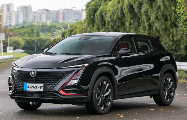 『长安汽车』又一国产suv现身,比哈弗H6帅气,配蓝鲸引擎提速7.5秒