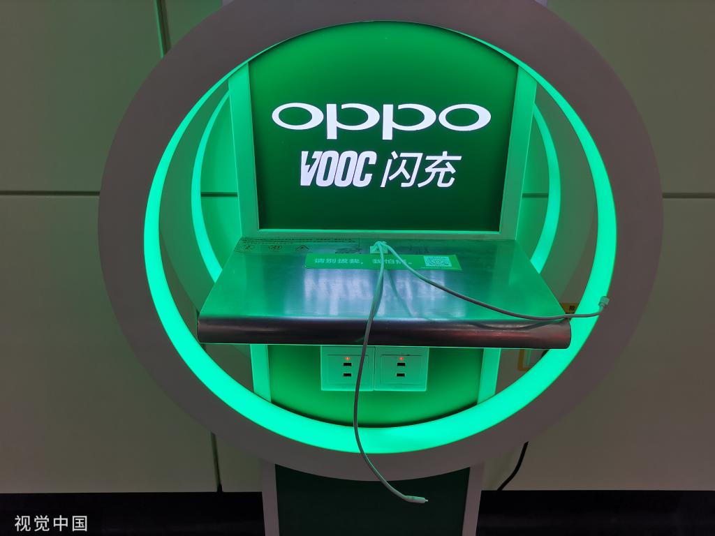 苹果|不甘心沦为“绿叶”，OV也能和苹果掰掰手腕