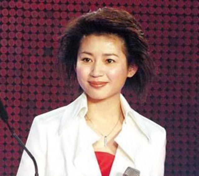 潘虹|潘虹离婚后，朱军：若不是因为年龄差距太大，一定会去追求你